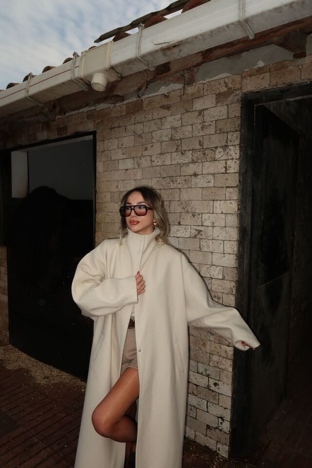 Premium Kaşe Kaban Oversize