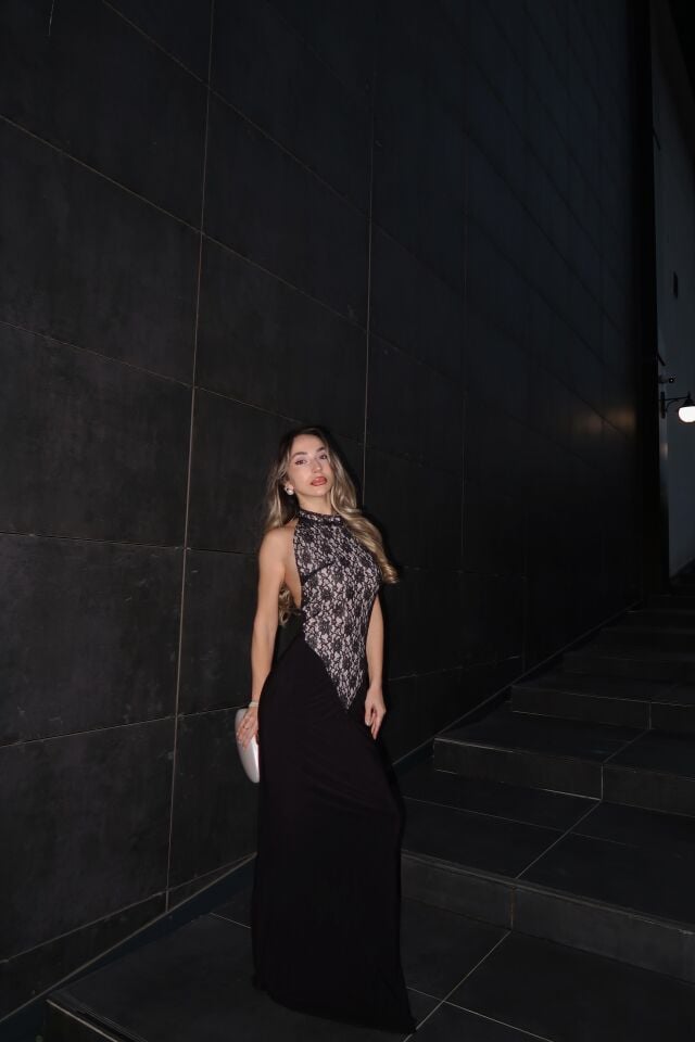 Dantelli Tasarım Siyah Elbise