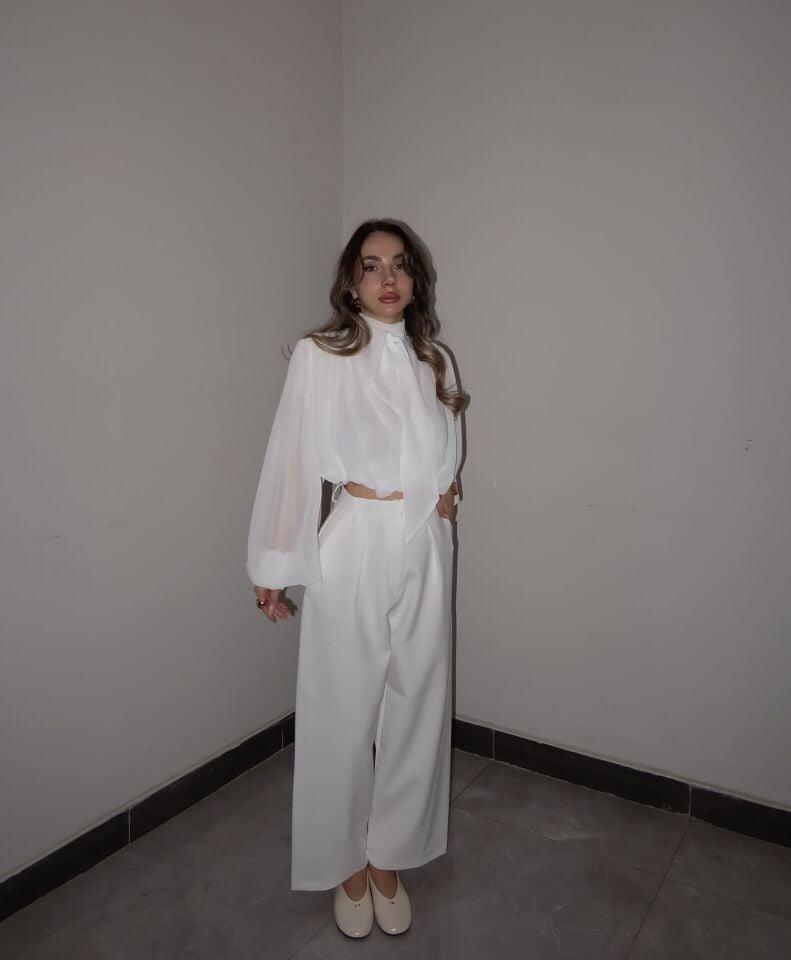 Elegance Beyaz Bilek Boy Kumaş Pantolon